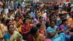Cong, BJP flay Kerala government for bringing activists to Sabarimala Cong, BJP flay Kerala government for bringing activists to Sabarimala