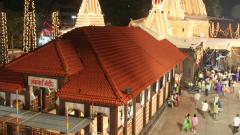 Dress properly at Mahalaxmi temple, management committee says Dress properly at Mahalaxmi temple, management committee says