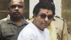 Raj Thackeray reaches ED office with family in tow Raj Thackeray reaches ED office with family in tow