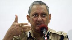 HC asks Maha SIC to file affidavit on ex-Mumbai top cop's plea HC asks Maha SIC to file affidavit on ex-Mumbai top cop's plea