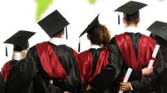 Clear pending scholarship applications: DHE to colleges Clear pending scholarship applications: DHE to colleges