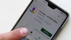 US senator calls for investigation into FaceApp US senator calls for investigation into FaceApp
