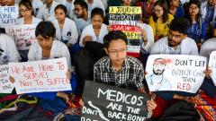 40,000 doctors boycott work in Maharashtra 40,000 doctors boycott work in Maharashtra