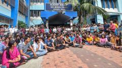 Junior doctors protest against an attack on an intern doctor, at Nil Ratan Sircar Medical College and Hospital in Kolkata, on June 15, 2019. PTI Photo Junior doctors protest against an attack on an intern doctor, at Nil Ratan Sircar Medical College and Hospital in Kolkata, on June 15, 2019. PTI Photo