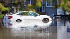Floods in Indonesia kill dozens, thousands displaced Floods in Indonesia kill dozens, thousands displaced
