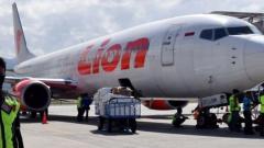 Indonesian plane with 188 on board crashes off Jakarta Indonesian plane with 188 on board crashes off Jakarta