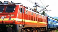 Heavy rains, landslides, disruption of train service hit Lonavla tourism Heavy rains, landslides, disruption of train service hit Lonavla tourism