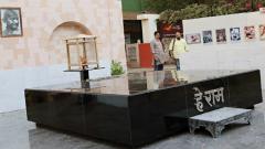 Raj Ghat replica set up at FTII Raj Ghat replica set up at FTII