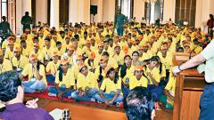 Divisional Commissioner Deepak Mhaisekar (R) addresses 500 students from SPPU before they leave for rehabilitation work in Sangli district. Divisional Commissioner Deepak Mhaisekar (R) addresses 500 students from SPPU before they leave for rehabilitation work in Sangli district.