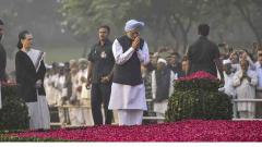 Modi, Manmohan, Sonia, Rahul pay tributes to Indira Gandhi Modi, Manmohan, Sonia, Rahul pay tributes to Indira Gandhi