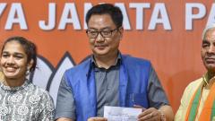 Babita, Mahavir Phogat join BJP Babita, Mahavir Phogat join BJP