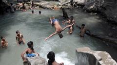 Heatwave becomes severe; Delhi records 46 degrees Celsius Heatwave becomes severe; Delhi records 46 degrees Celsius