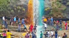 Tourists throng Lonavla, Khandala for weekend Tourists throng Lonavla, Khandala for weekend