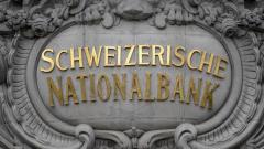 Noose tightens on Swiss account holders Noose tightens on Swiss account holders